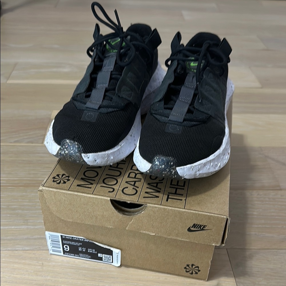 Nike Black and White Sneakers